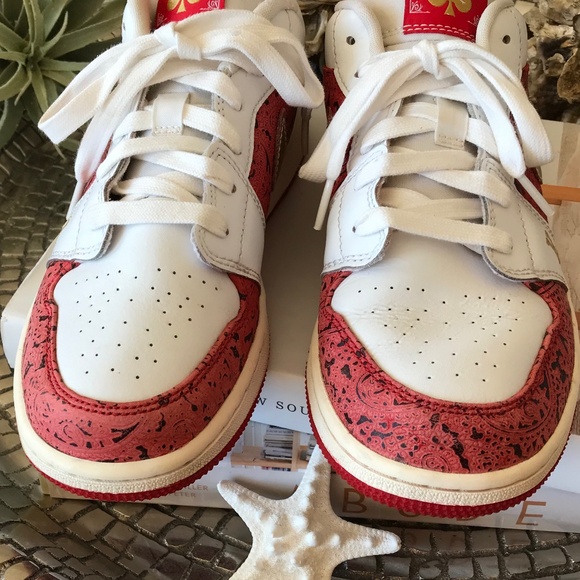 NIKE AIR JORDAN YOUTH 1 LOW SE “SPADES” - Picture 4 of 13